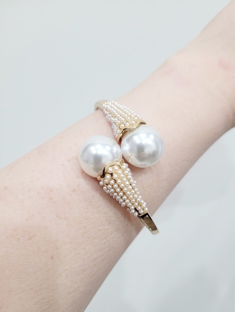 Brand New Gold Tone Mini Pearls Stainless Bangle Bracelet